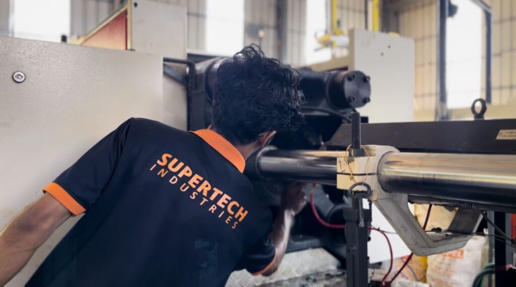 Plastic Injection moulding machine Supertech Industries